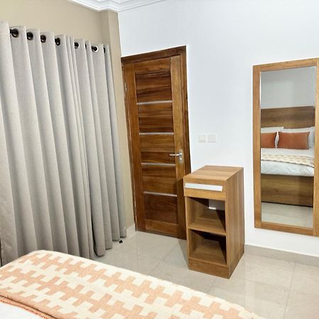 Westlands Tower - Ghana Villas Аккра Экстерьер фото