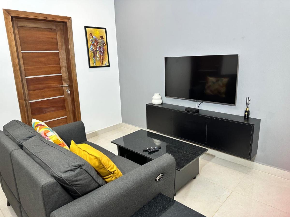 Westlands Tower - Ghana Villas Аккра Экстерьер фото