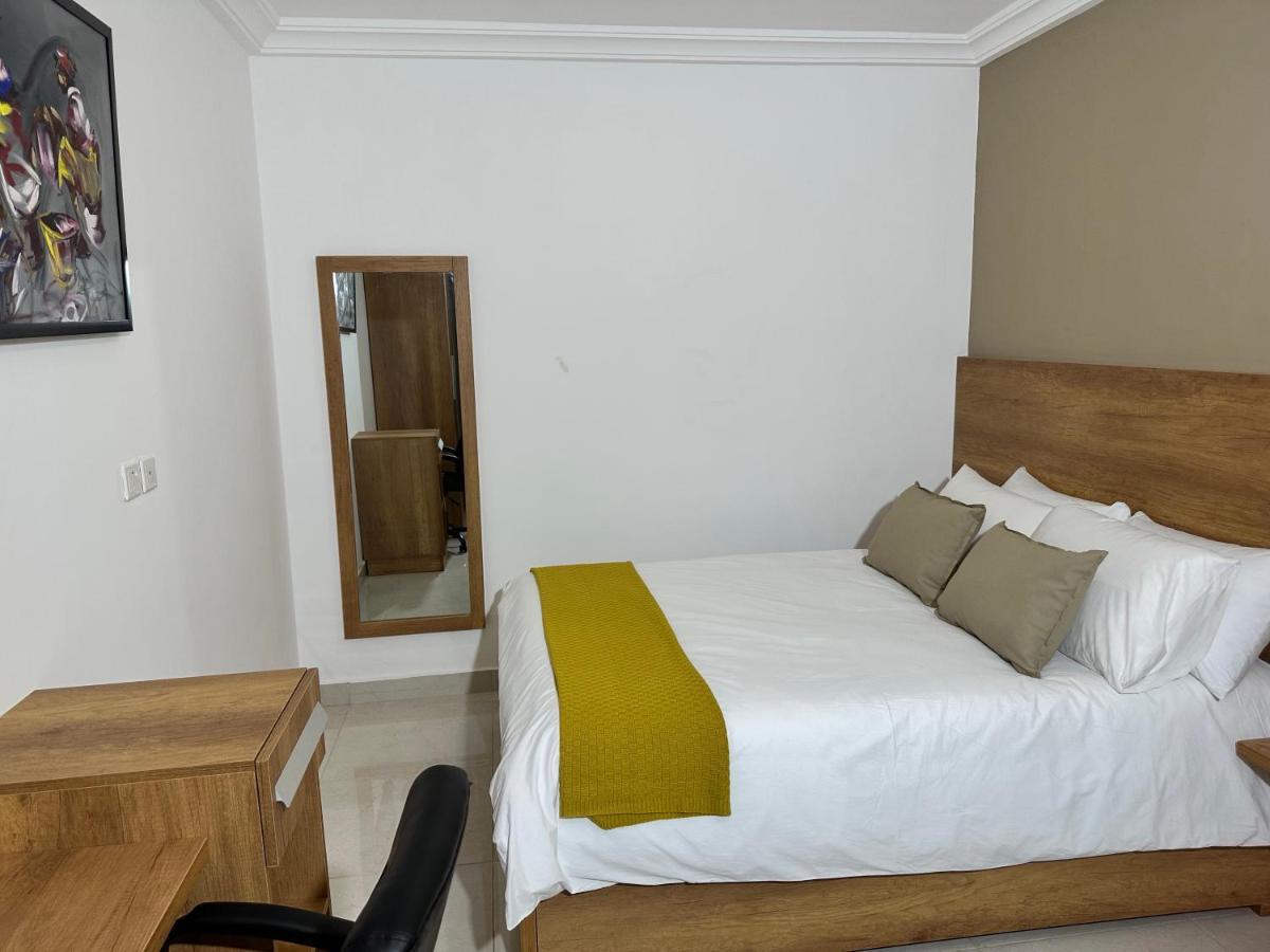 Westlands Tower - Ghana Villas Аккра Экстерьер фото