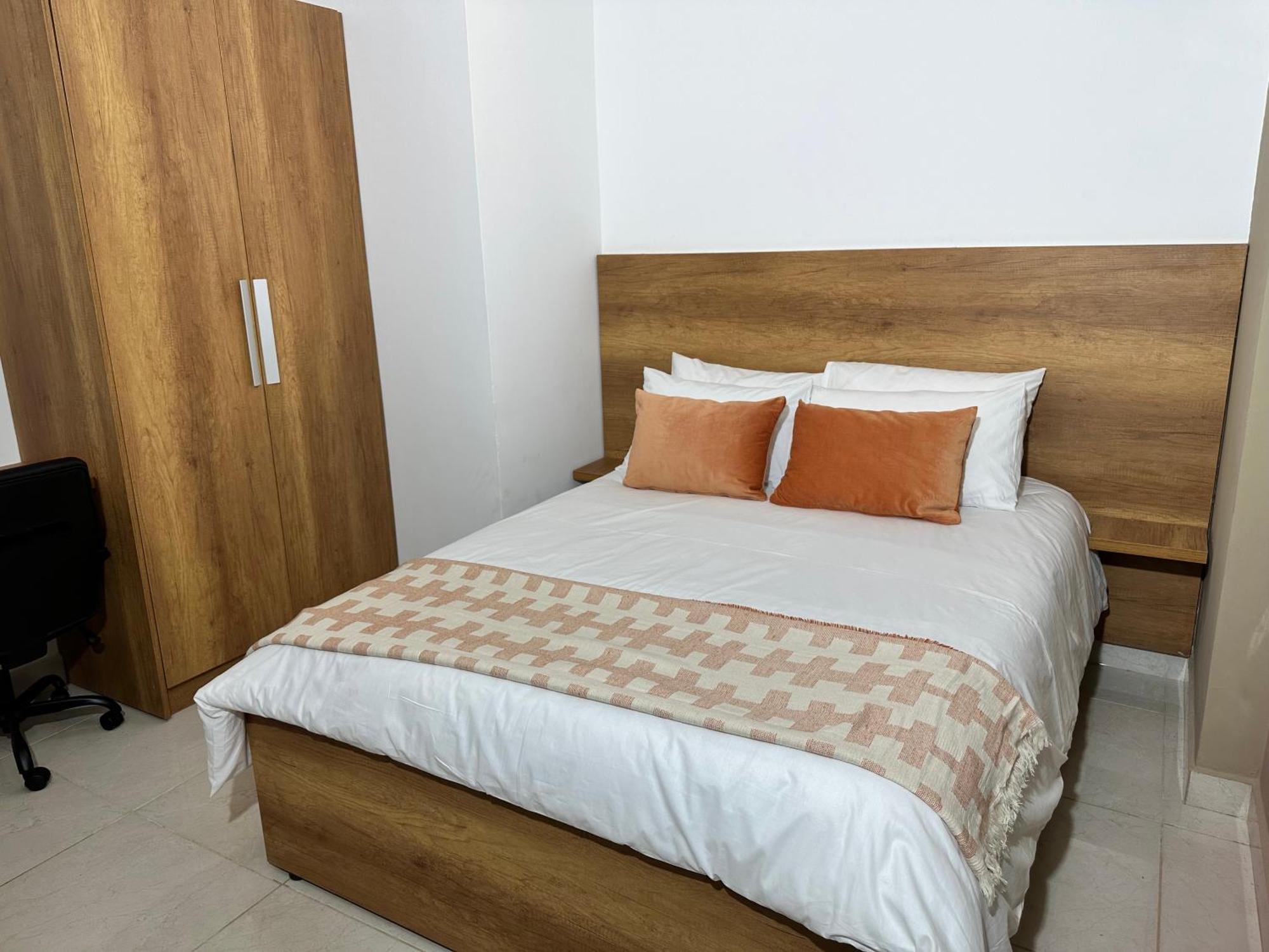 Westlands Tower - Ghana Villas Аккра Экстерьер фото